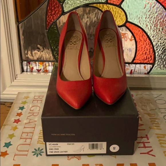 Brand new shoes!! - Picture 1 of 3